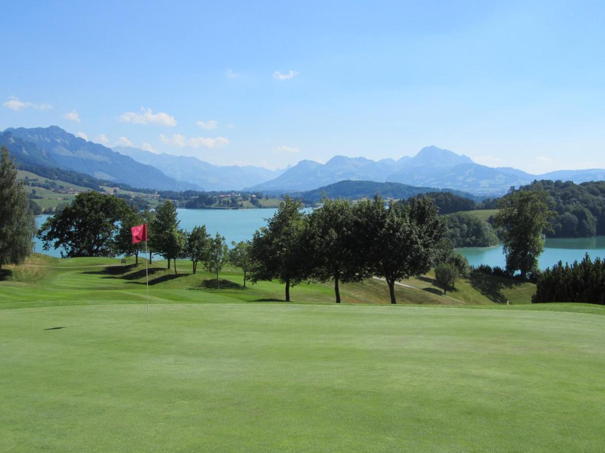 Hotel Golf de la Gruyère à Pont-la-Ville Extérieur photo